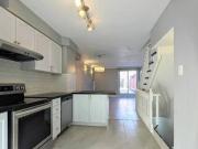 1173 Craven Road 30003 Toronto ON M4J 4V7 3 Bedroom...