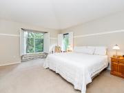 1174 STRATHAVEN DRIVE, North Vancouver, BC V7H 2Z6...