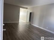 117 E Leatrice Ln, Unit #2 117 E Leatrice Ln, Unit #2