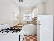 11/84 Beaconsfield Parade, Albert Park VIC 3206 Studio...