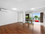 11/8 12 Macquarie Street, Teneriffe Apartment for rent...