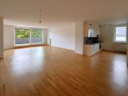 Exklusive Neubauwohnung mit Balkon