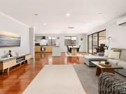 11 Aldenham Heights, Halls Head, WA 6210