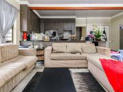 11 Bedroom House in Parkrand