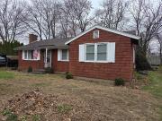 11 Edgewood Rd, Portland, CT 06480