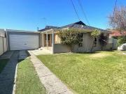 11 Jindabyne Avenue, Dandenong North VIC 3175 House For Rent