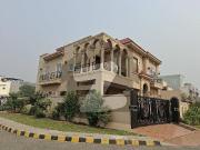 11 Marla Corner Spanish Bungalow Facing Park 60 foot...