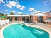 11 Newhaven Crescent, Worongary, QLD 4213