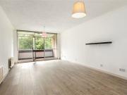 11 Rowan Hall, Millbrook Village, Milltown, Dublin 6...