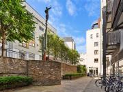 11 Scarlet Row, Essex Street West, Temple Bar, Dublin 8...