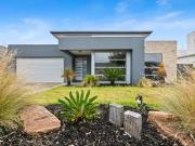 11 Sovereign Point, Safety Beach
