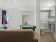 11 SPRING ROAD Leeds LS6 1AD