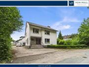 11 Zimmer 271 m² 360.000 € Kaufpreis Häuser in Detmold /. 11 Zimmer 271 m² 360.000 € Kaufpreis Häuser in Detmold /.