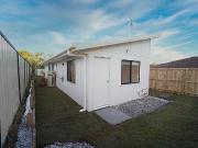 11a Sandstone Court, EAGLEBY, QLD 4207