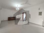 11Marla Sunface Solid House For Sale In Bahria Town Phase 2