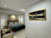 1200 Ft² Flat for Rent