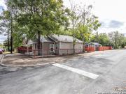 1202 N Center