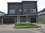 1205 NW 77th St, Kansas City, MO 64118
