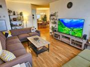 1206 12 Laurelcrest Street