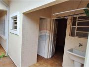 120 Área Útil Casa Alugar, 3 Dormitórios localizado em...