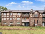 120 Camelot Dr, Atlanta, GA 30349