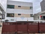 120 M² Apartamento Alugar, 3 Dormitórios localizado em...