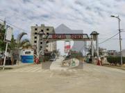 120 sq yards west open park facing plot gold block north...