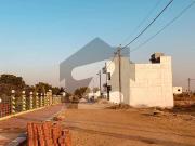 120 Sq Yrd House Brand New In Scheme 33