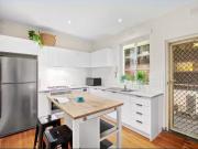 12/17 Queens Road, Melbourne VIC 3004