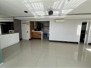 121 Área Útil Apartamento Alugar, 2 Dormitórios...