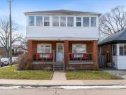 121 Edgemont Street N