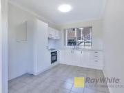 1/21 Robert Street, Labrador, QLD 4215