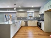 1226 Meadowbrook Ave, Los Angeles, CA 90019 | MLS...