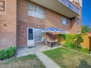 122 1 B Forestwood Drive, Mississauga, ON, L5C 2T8...