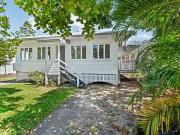 122 Landsborough Parade, Golden Beach, QLD 4551