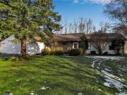 12384 Rapids Rd, Akron, NY 14001