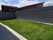 12384 SOBRADO 2 SUITES CHURRASQUEIRA LADO PISTA...