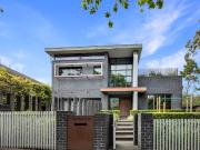 1/23 Peace Street, Glen Iris VIC 3146 Townhouse For Rent...
