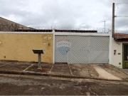 124 Área Útil Casa Alugar, 2 Dormitórios localizado em...