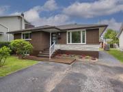 124 Riverview Dr W, Thunder Bay, ON, P7C 1R4 house for...