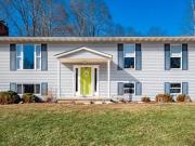 125 Persimmon Dr NE, Newark, OH 43055