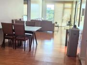 125 sqm 3 Bedrooms w/ Parking in Sequioa Two Serendra,...