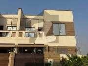 125sq yd Villas at Precinct 31 Close to Gallery and...