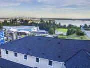 1276 Chartwell Drive West Vancouver BC V7S 2R3 5 Bedroom...