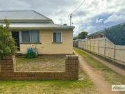 1/27 Locke Street, Warwick, QLD 4370
