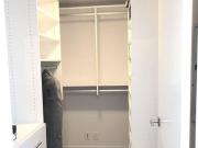 1283 Howe Street 1808 Vancouver BC V6Z 1C1 Studio...