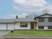 12903 NE Stanton St, Portland, OR 97230