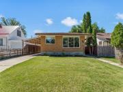 129 7 Street Se, Medicine Hat, AB, T1A 1J4 house for...