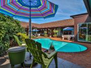 12 Bedroom House in Hayfields