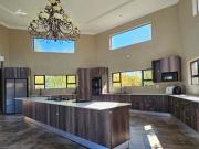 12 Bedroom House in Oranjeville